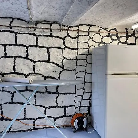 Jolie Petite Maison Avec Un Grand Jardin Montmagny