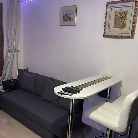 Jolie Petite Maison Avec Un Grand Jardin Holiday home Montmagny
